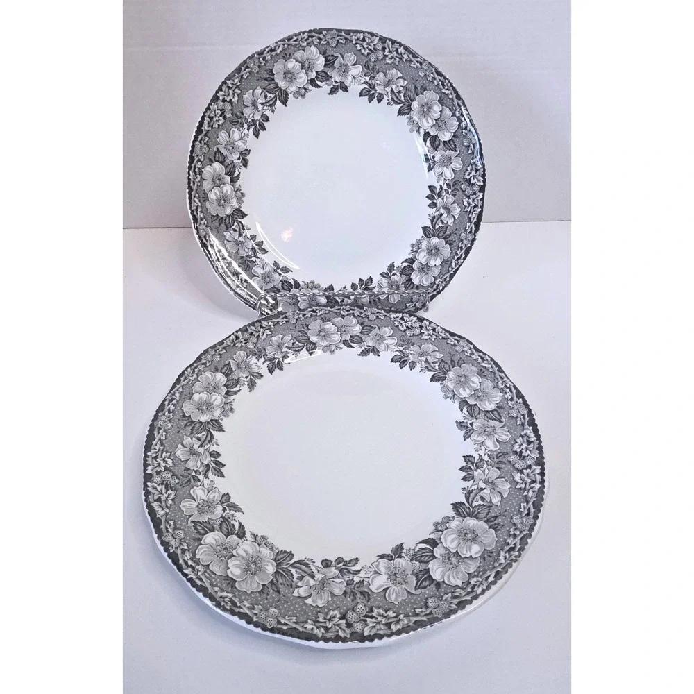 Enoch Wedgwood Tunstall Malverne Black White Floral Dinner Plates Set of‎ 2 10in